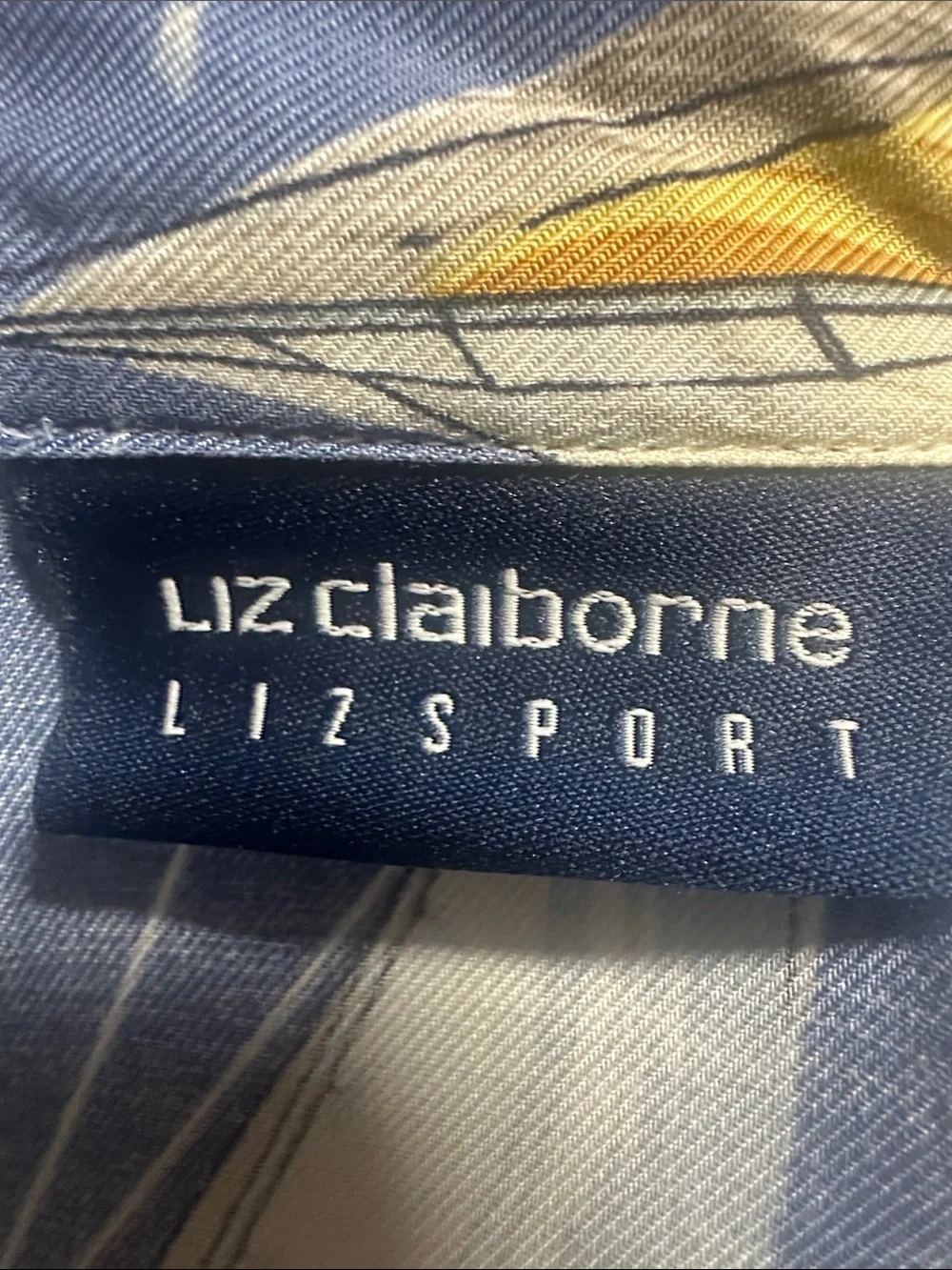 Vintage Liz Claiborne LizSport Nautical Sailboat Rayon Button Up Shirt Size M